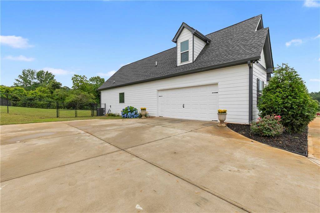Commerce, GA 30529,163 Stillmeadow DR