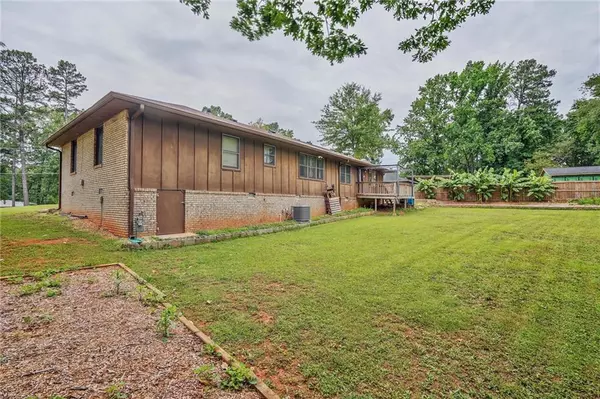 Lilburn, GA 30047,4296 Linda LN SW