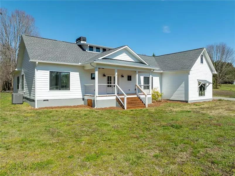 114 Cartecay River RUN, Ellijay, GA 30536