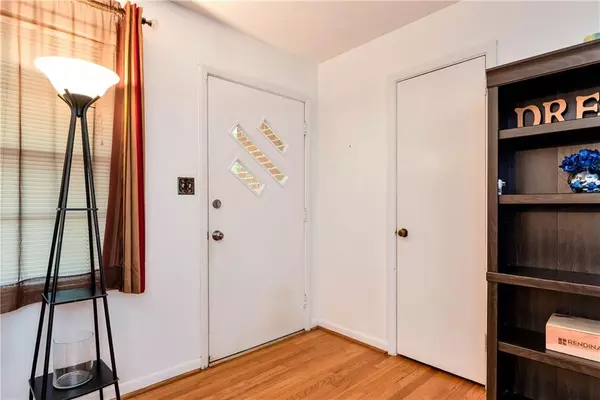 Stone Mountain, GA 30087,5582 Brady DR