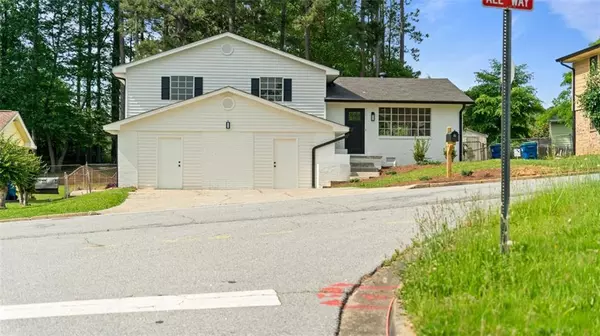 3735 BENCHMARK DR,  Atlanta,  GA 30349