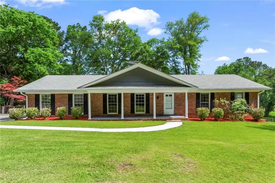 8415 Ridge RD, Fairburn, GA 30213