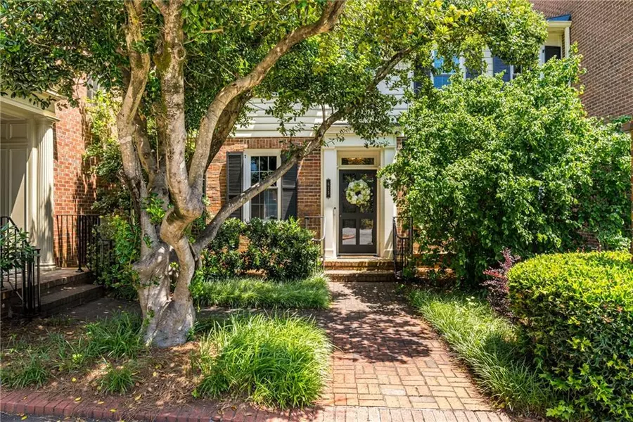 615 Pinetree DR, Decatur, GA 30030