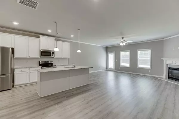 Oakwood, GA 30566,5132 Fox Den RD