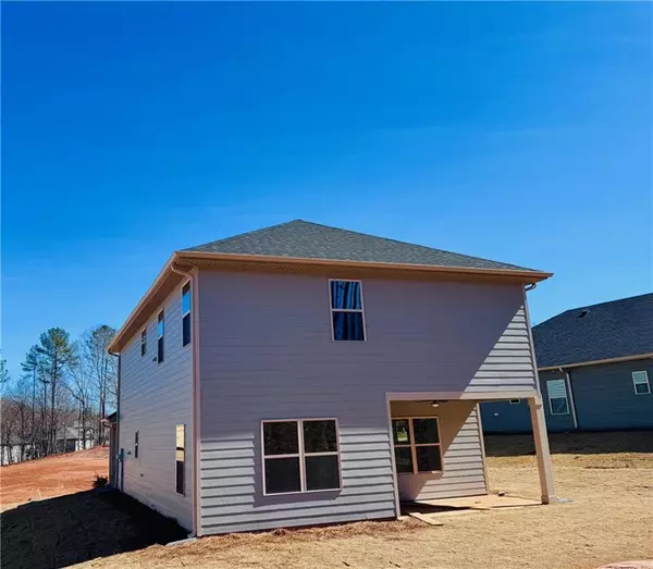 Cornelia, GA 30531,635 Forest WAY
