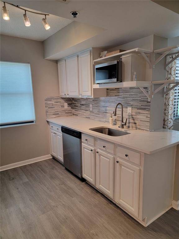 Atlanta, GA 30328,795 Hammond DR #608
