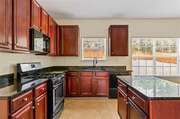 Hampton, GA 30228,507 VAUGHAN DR