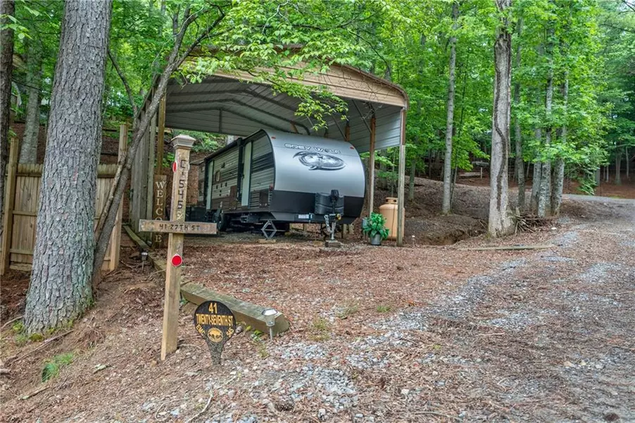41 27th ST, Ellijay, GA 30540