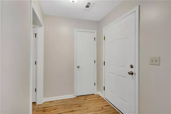 Smyrna, GA 30082,1368 Poplar Pointe SE