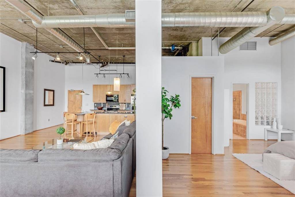 3235 Roswell RD NE #702, Atlanta, GA 30305