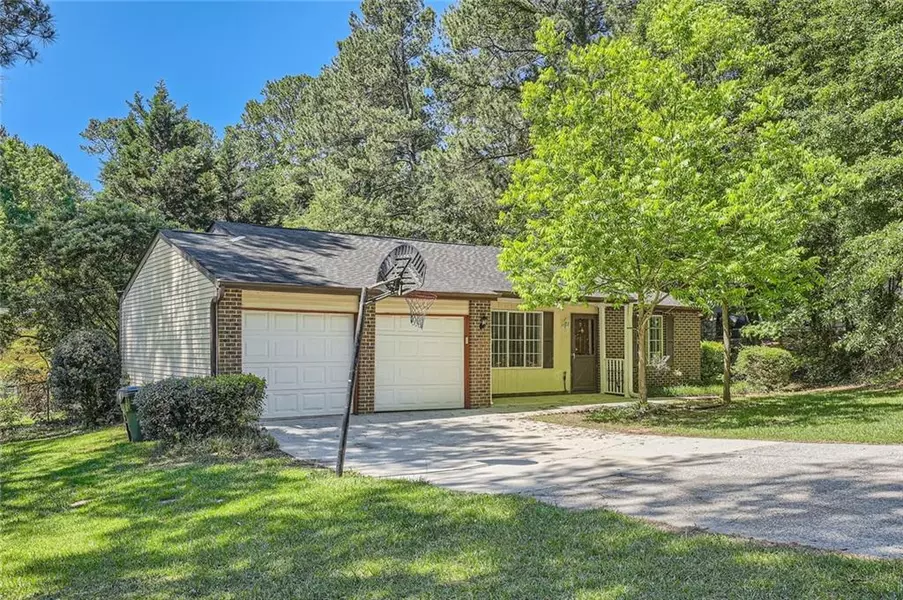 2948 Sagewood DR, Snellville, GA 30039
