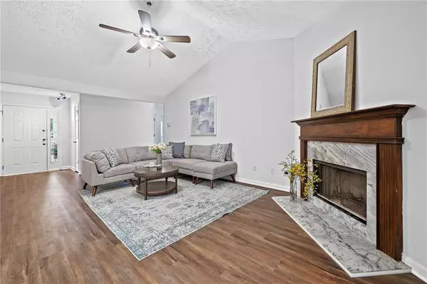 Acworth, GA 30101,4941 Lighthouse Pointe