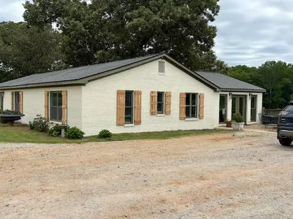 Hartwell, GA 30643,1866 WHIPPOORWILL TRL