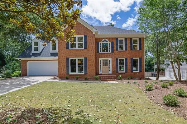 4999 Willow Creek DR, Woodstock, GA 30188