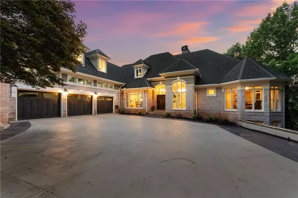 5610 Point West DR, Oakwood, GA 30566