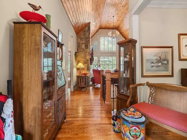 Big Canoe, GA 30143,46 Bee Balm WAY