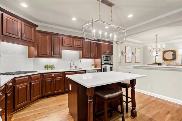 Roswell, GA 30075,4905 Village Green DR