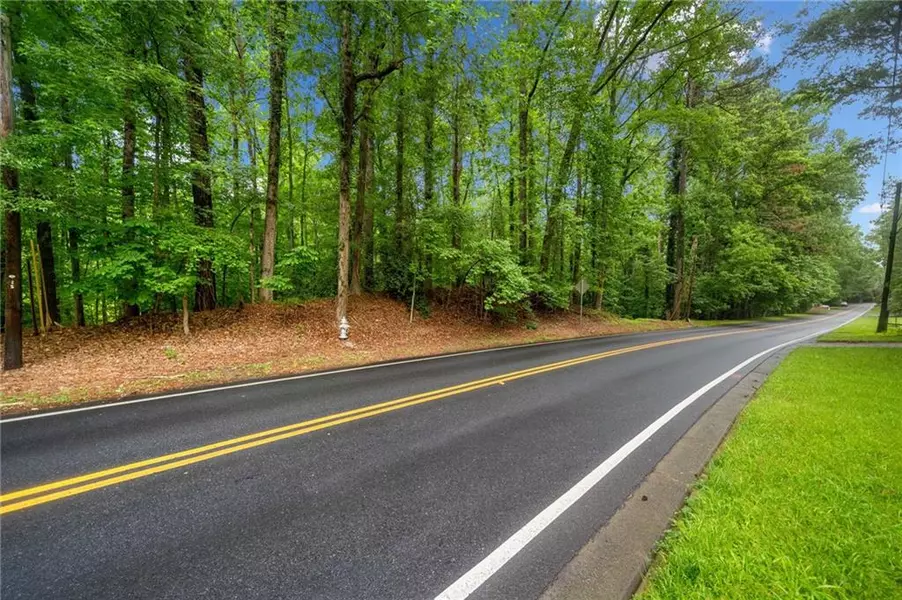 2260 Spalding DR, Atlanta, GA 30350