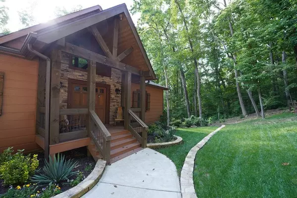 Ellijay, GA 30536,520 Mountain Falls LOOP