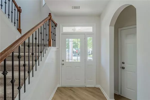 Newnan, GA 30265,80 Creekside WAY