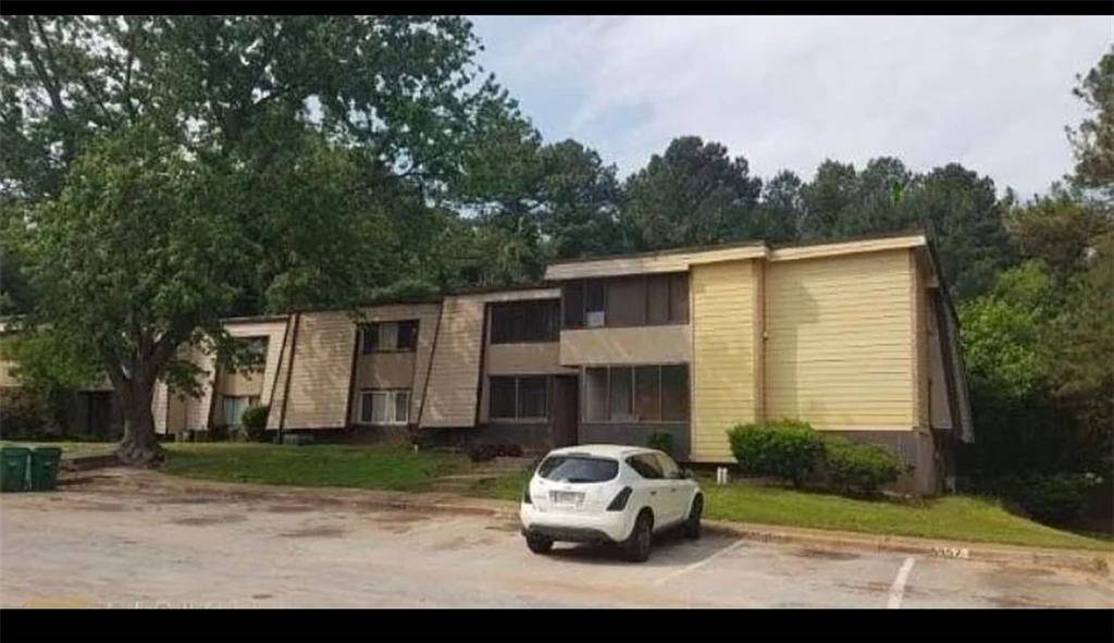 5931 Sutcliff SQ, Lithonia, GA 30058
