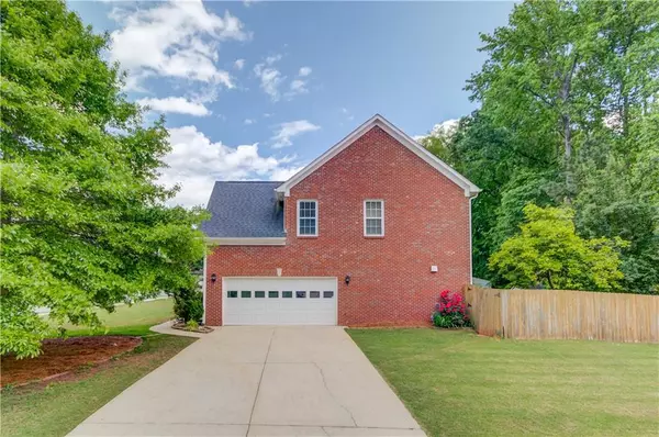 Lawrenceville, GA 30043,1657 Hampton Woods WAY