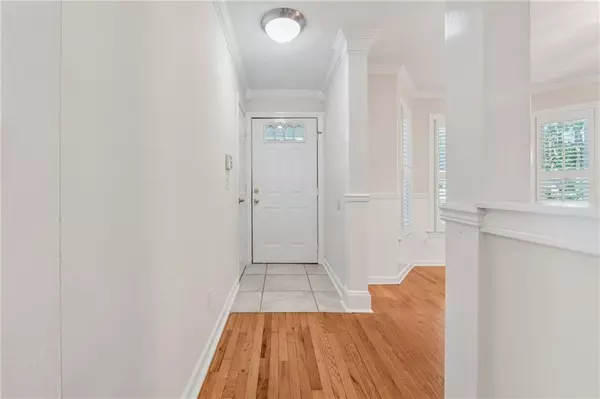 Decatur, GA 30033,1416 Oakridge CIR