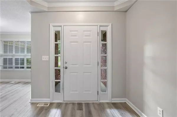 Acworth, GA 30102,1027 Regency DR