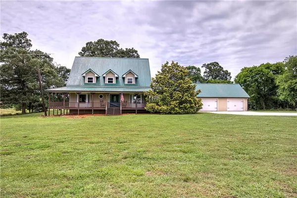 Adairsville, GA 30103,141 Holcomb SPUR NW