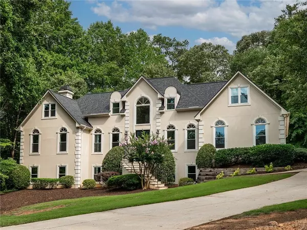 5940 Plantation DR, Roswell, GA 30075