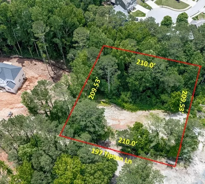 197 Tipton LN, Acworth, GA 30102