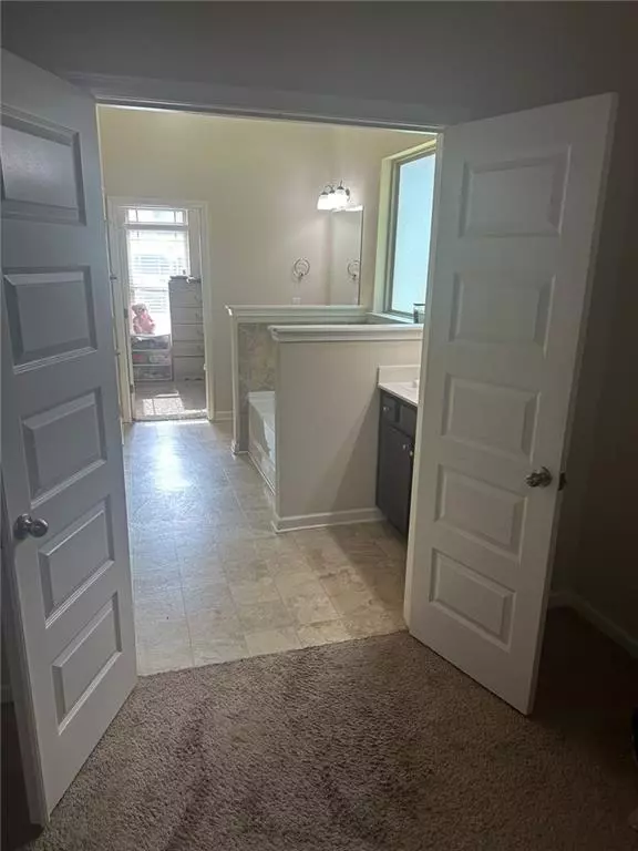 Mcdonough, GA 30253,1749 MISSELTHRUSH LN