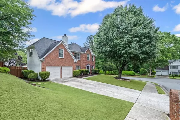 Alpharetta, GA 30022,10735 Pinewalk Forest CIR
