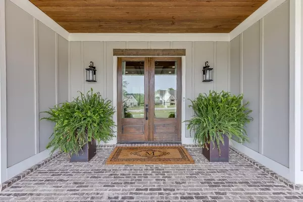 Gainesville, GA 30504,5432 Yachtsman LN