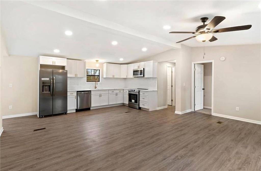 Ellijay, GA 30540,67 Gatewood RD