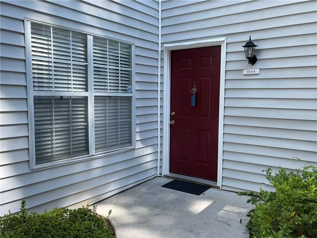 Peachtree Corners, GA 30092,1304 Glenleaf DR