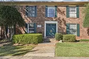 Atlanta, GA 30342,5560 Kingsport DR NE #27