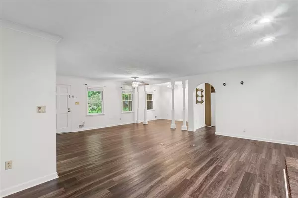 Snellville, GA 30078,2644 Hickory Valley DR