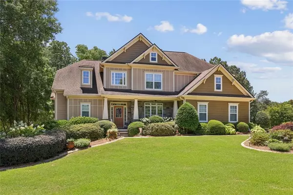 8320 Heartwood CT, Gainesville, GA 30506
