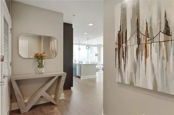 Atlanta, GA 30309,1080 Peachtree ST NE #1402