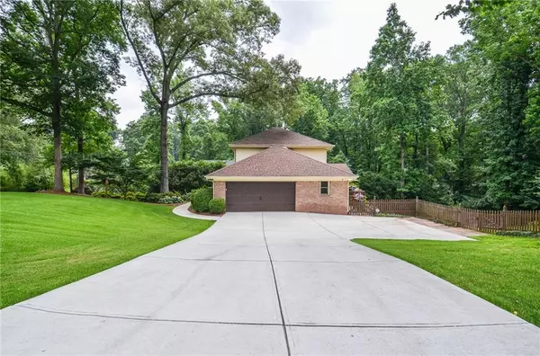 Lilburn, GA 30047,4366 Cedar Wood DR SW