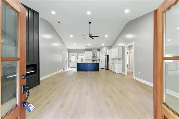 Douglasville, GA 30135,5431 S Lake DR