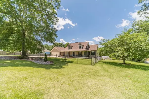 Loganville, GA 30052,3040 Sandy Creek CT