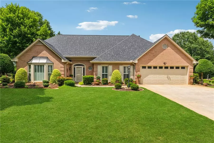 440 Carybell LN, Alpharetta, GA 30004