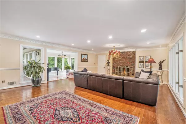 Marietta, GA 30067,733 Huntington PL SE