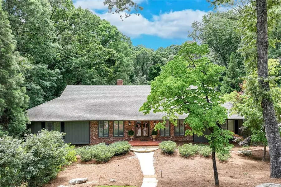 3161 Overlook DR, Gainesville, GA 30506