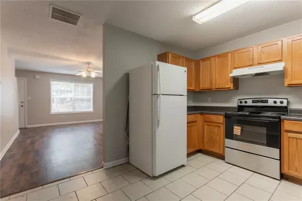 Lithonia, GA 30038,7070 Ravenwood LN