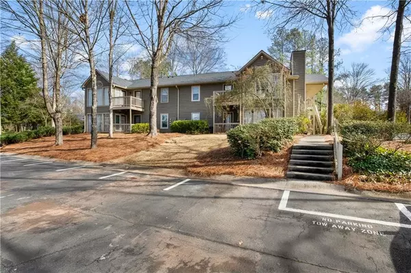 406 COUNTRY PARK DR SE, Smyrna, GA 30080