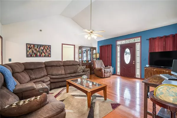 Calhoun, GA 30701,259 Hanover CIR SE