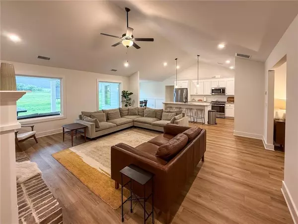 Winder, GA 30680,201 Advent DR